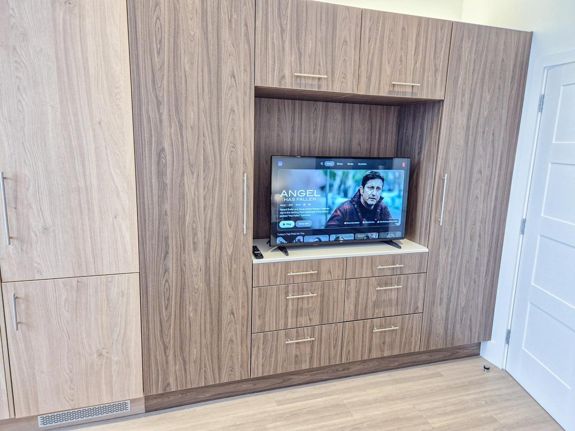 Apartment Modern & 3bedroom Flat With Pvt Balcony Steps From Regent's Park *