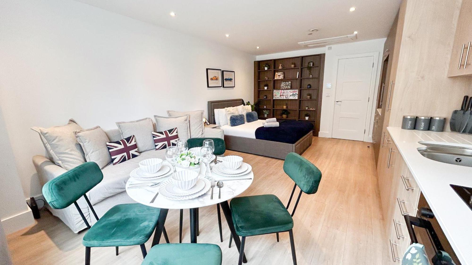 Modern & 3bedroom Flat With Pvt Balcony Steps From Regent's Park Apartamento Londres
